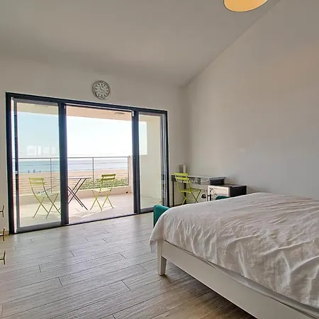 Villa Seafront 4 Bedroom With Pool - Dodo Et Tartine Hyeres