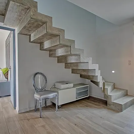Seafront 4 Bedroom With Pool - Dodo Et Tartine *