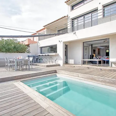 Seafront 4 Bedroom With Pool - Dodo Et Tartine